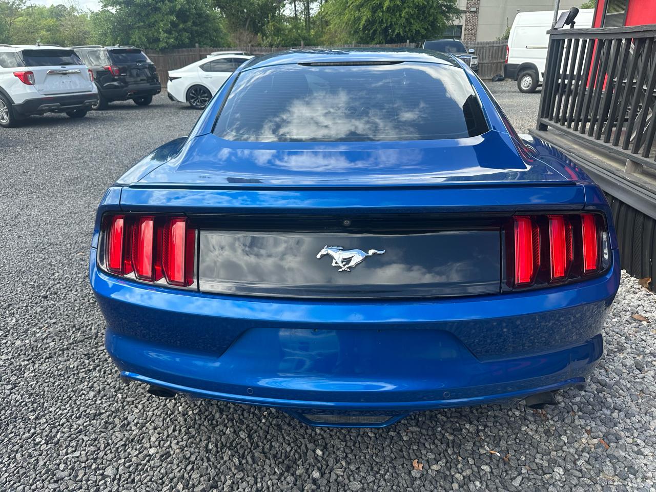 Ford Mustang EcoBoost Fastback 2017