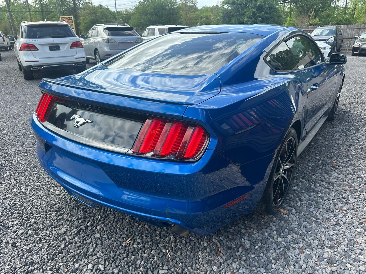 Ford Mustang EcoBoost Fastback 2017