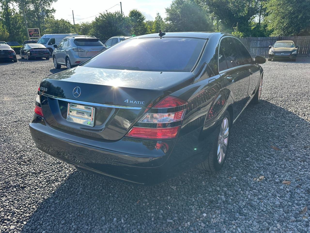 Mercedes-Benz S-Class 4dr Sdn 5.5L V8 4MATIC 2009