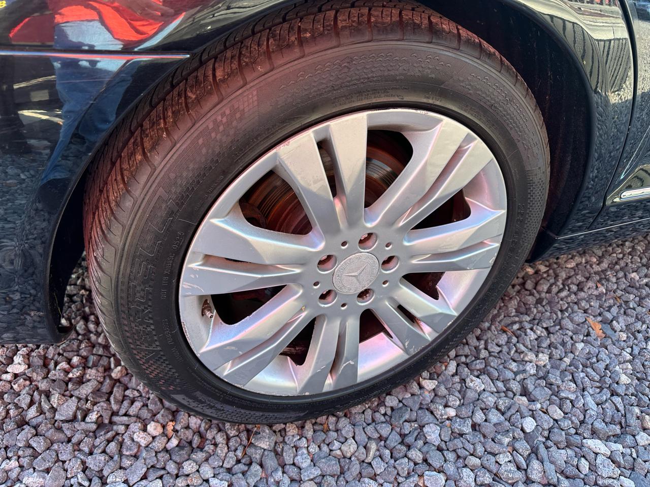 Mercedes-Benz S-Class 4dr Sdn 5.5L V8 4MATIC 2009