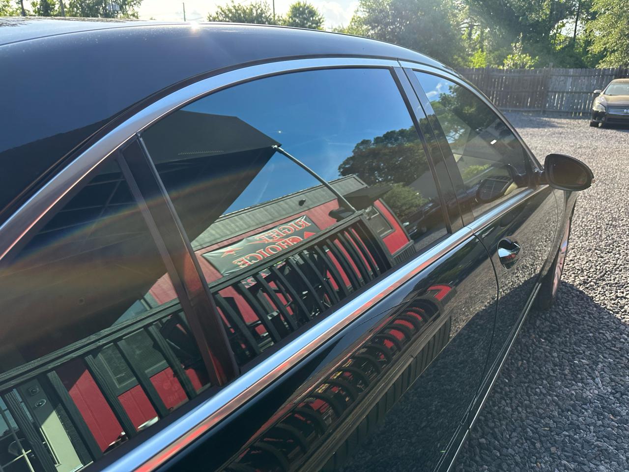 Mercedes-Benz S-Class 4dr Sdn 5.5L V8 4MATIC 2009