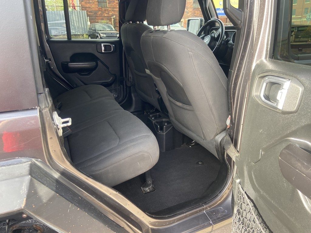 2020 Jeep Wrangler Unlimited Sport photo 9