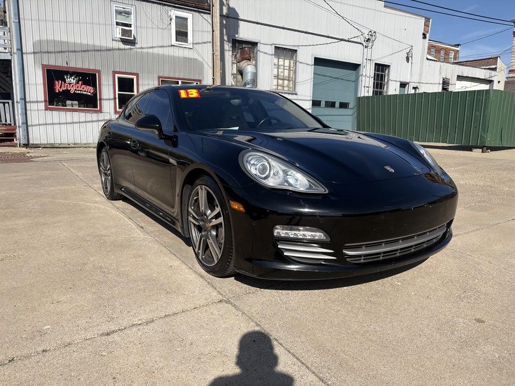 2013 Porsche Panamera 4 Platinum