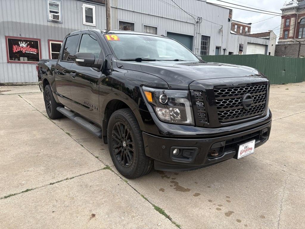 2019 Nissan Titan SV