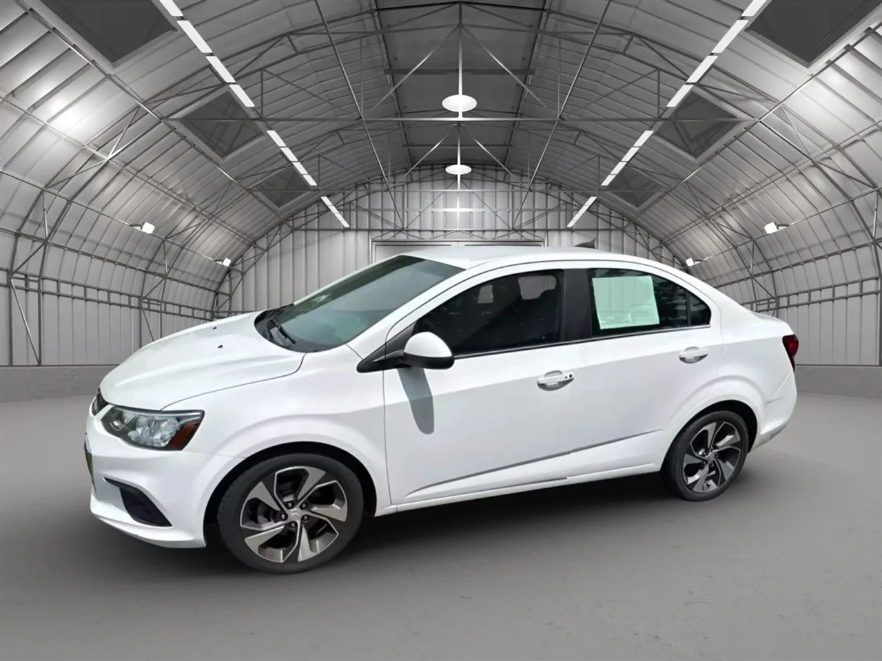2020 Chevrolet Sonic Premier photo 3