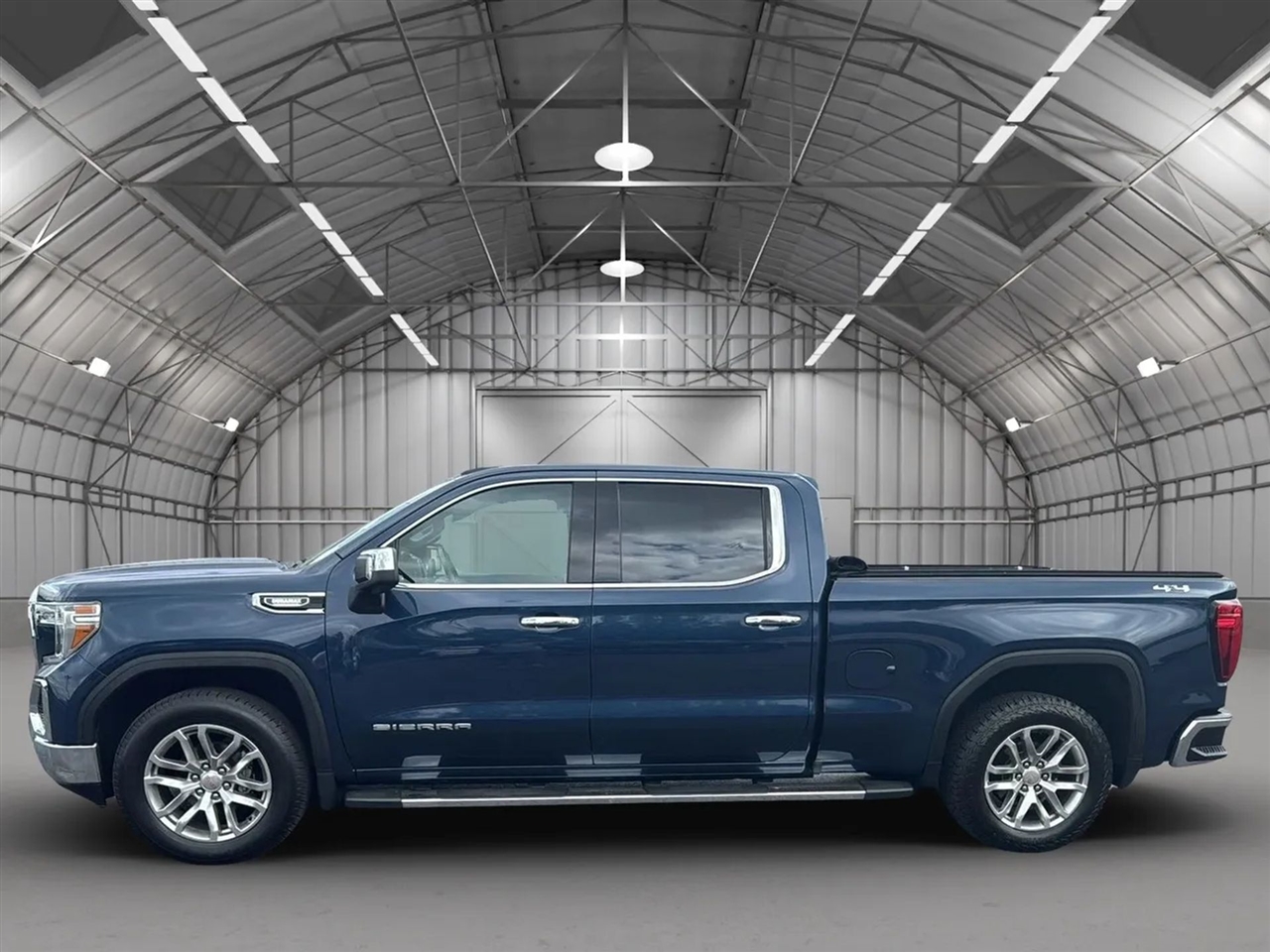 2020 Gmc Sierra 1500 SLT photo 2