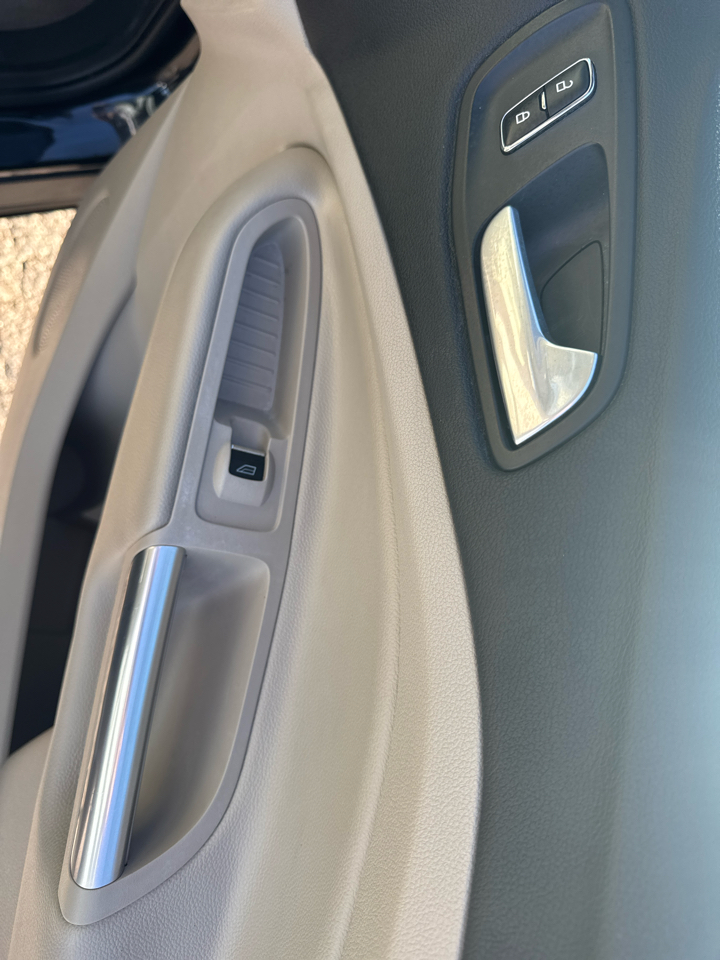 Ford Escape Titanium FWD 2014