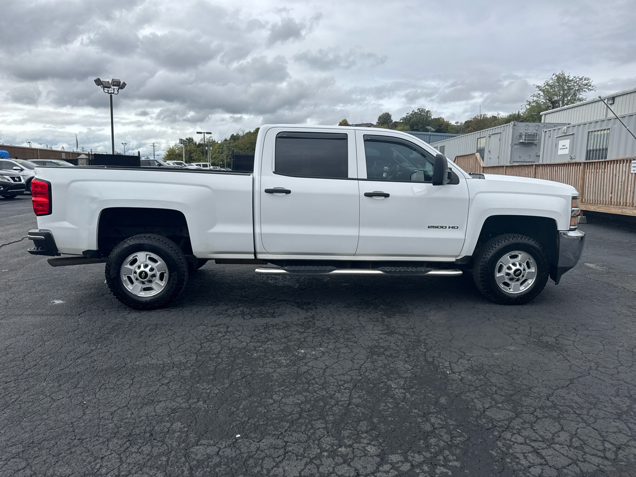 Chevrolet Silverado 2500HD LT Crew Cab 2WD 2015