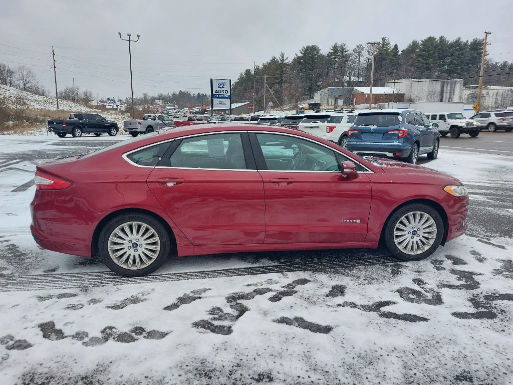 Ford Fusion Hybrid  2016