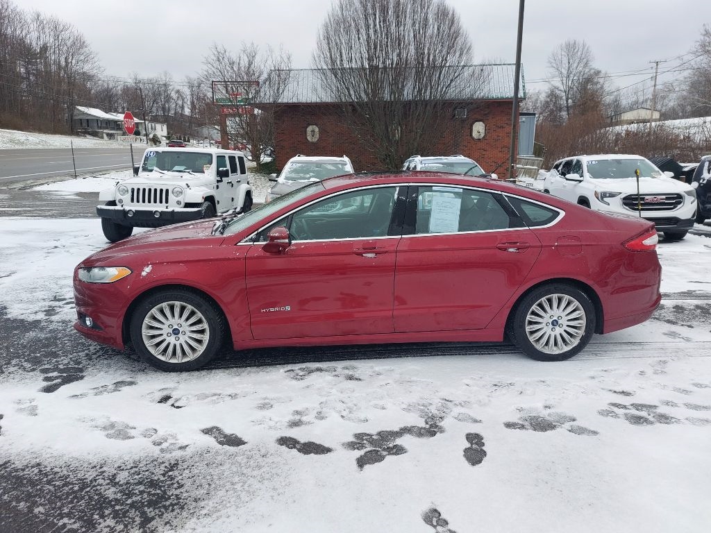 Ford Fusion Hybrid  2016