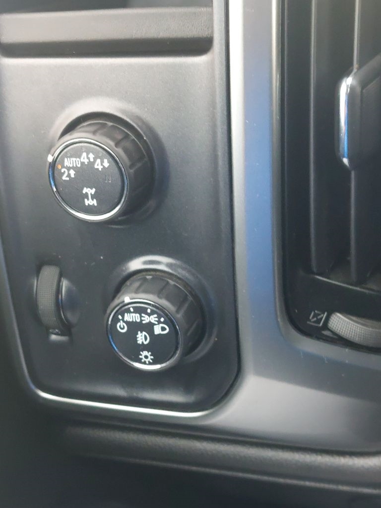 Chevrolet Silverado 1500  2018