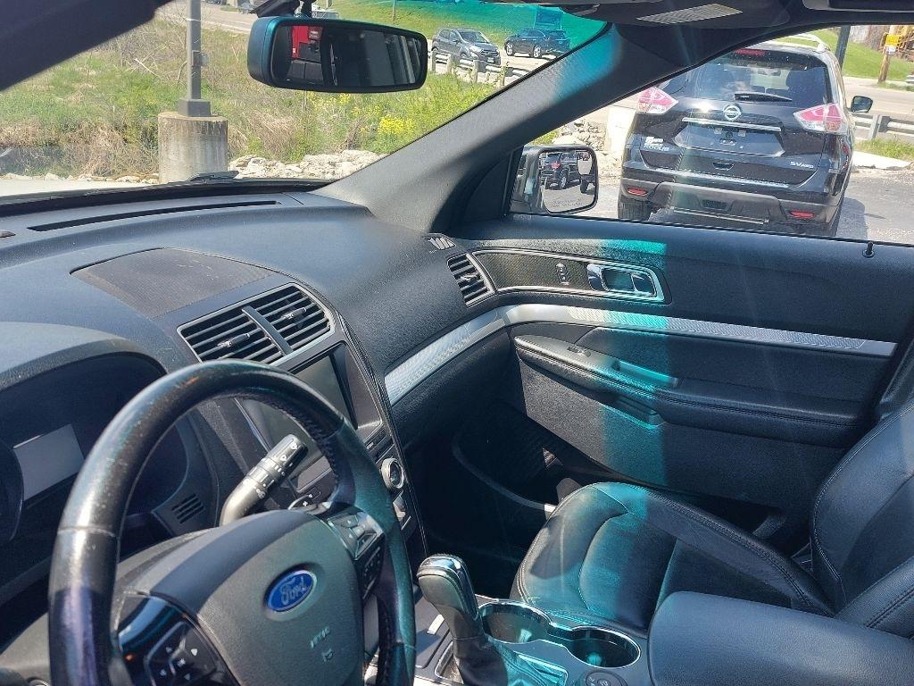 Ford Explorer  2016