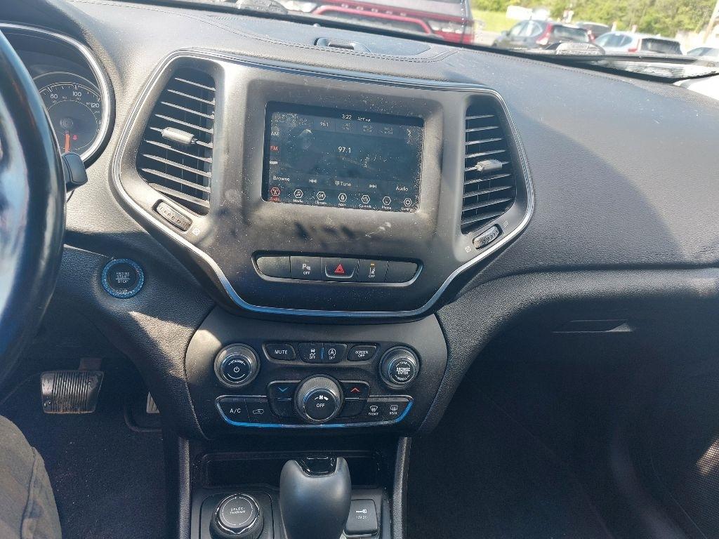 Jeep Cherokee  2021