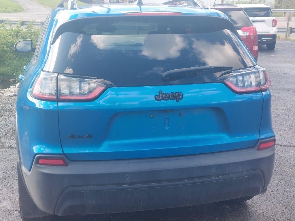 Jeep Cherokee  2021