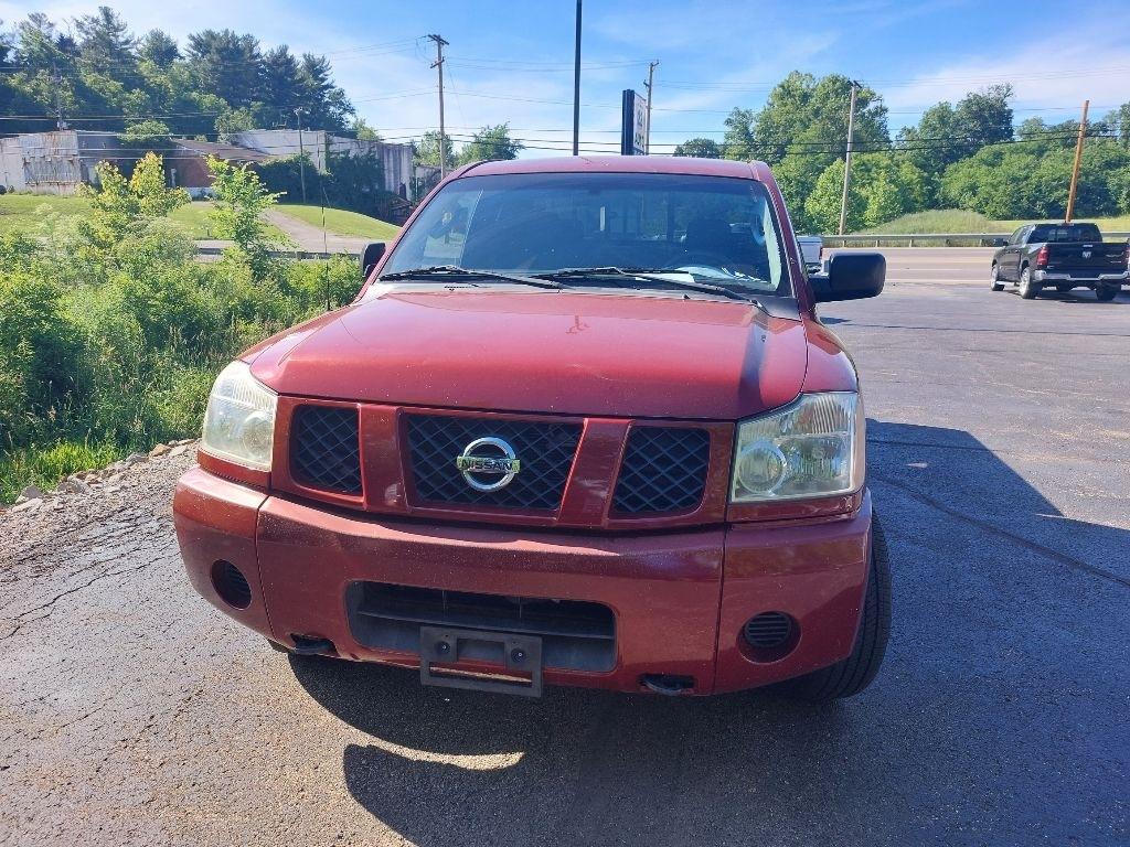 Nissan Titan  2004