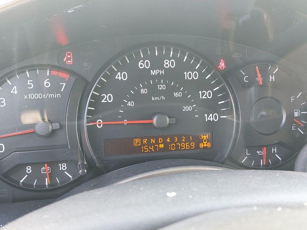 Nissan Titan  2004