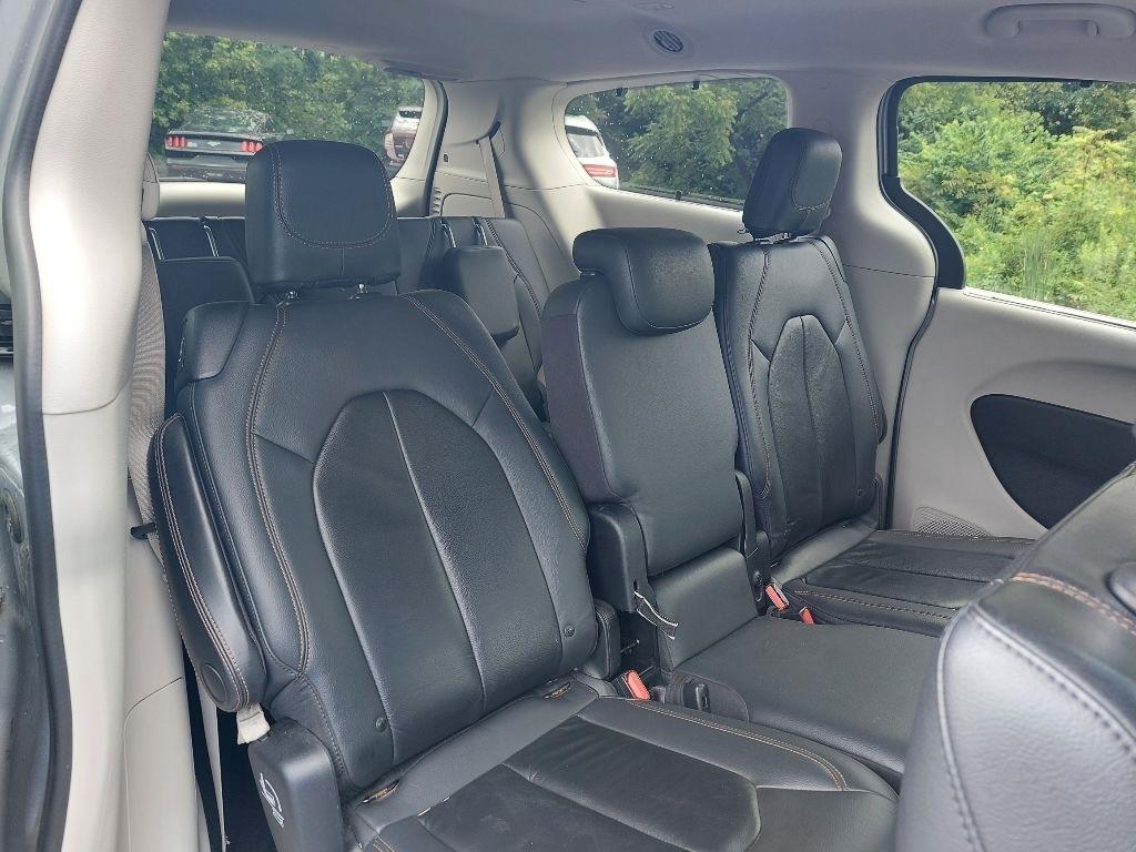 Chrysler Pacifica  2017