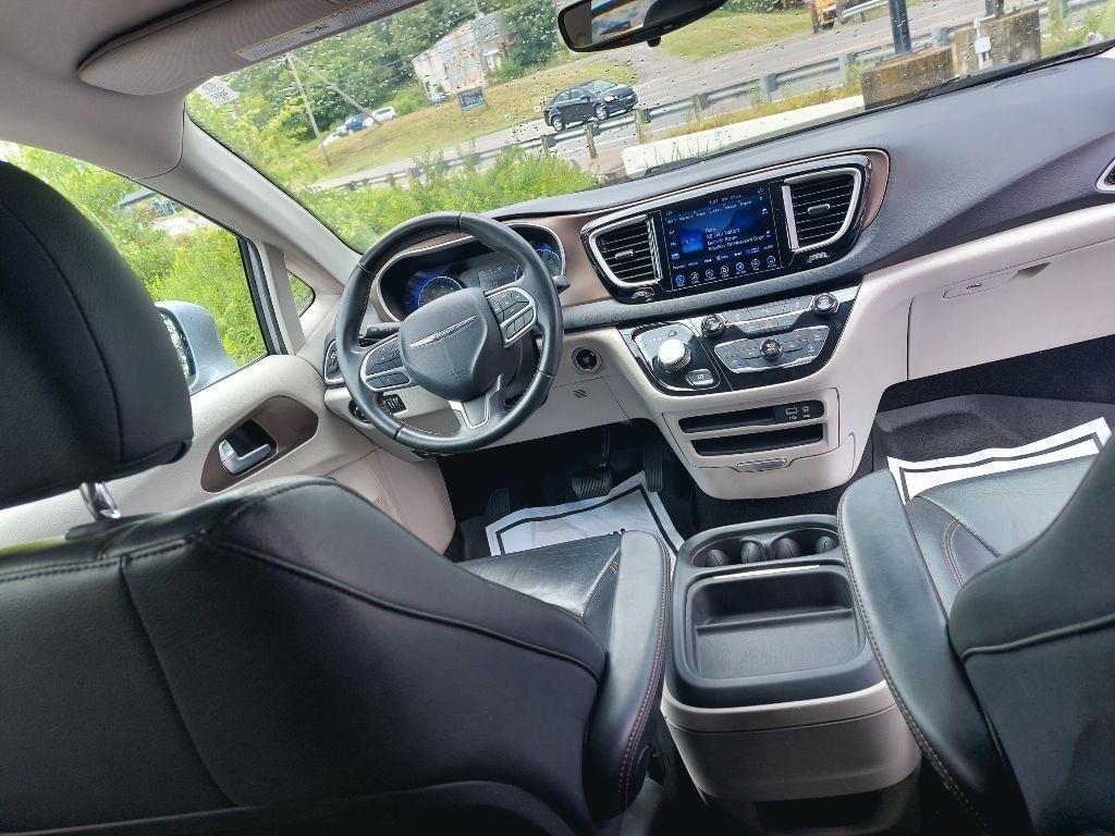Chrysler Pacifica  2017