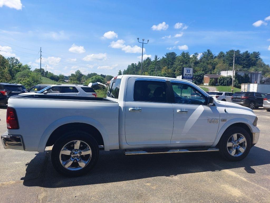 2015 RAM 1500 SLT