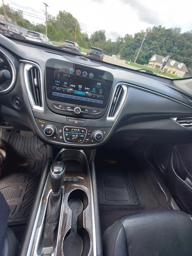Chevrolet Malibu  2016