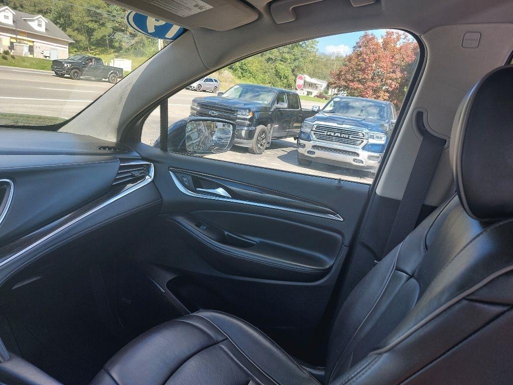 Buick Enclave photo 10