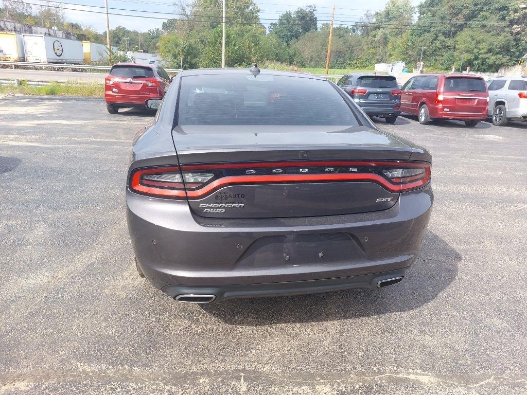 Dodge Charger photo 10