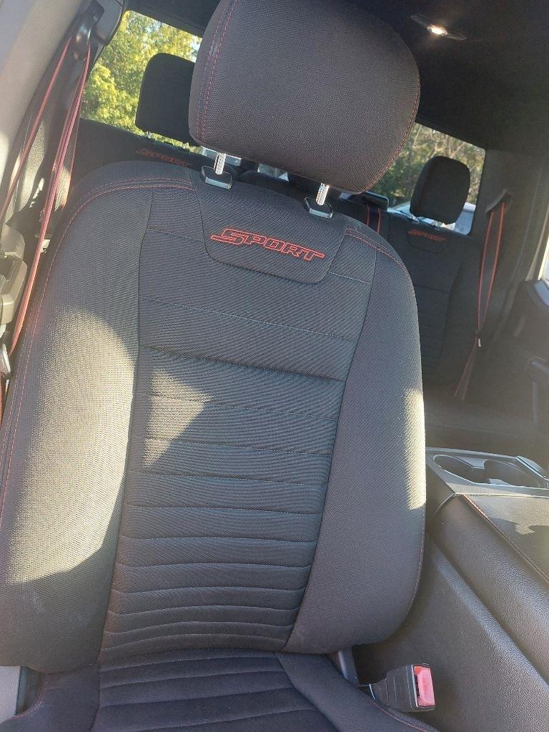 Ford F-150 photo 6