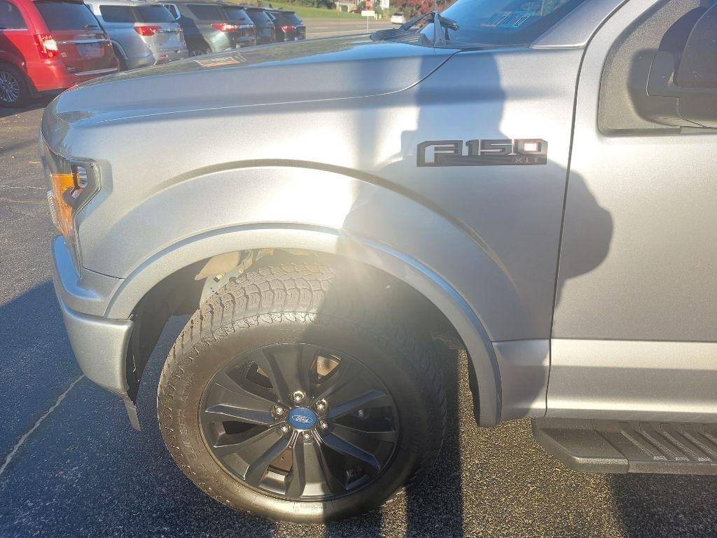 Ford F-150 photo 8