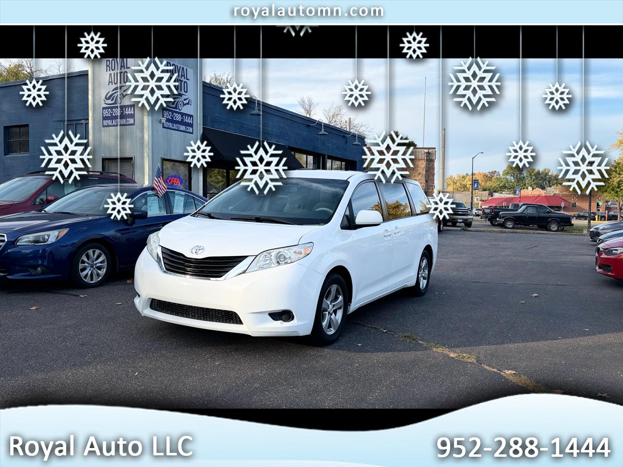 2012 Toyota Sienna LE