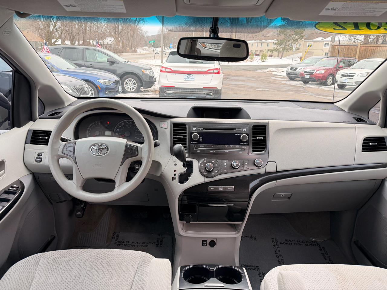 Toyota Sienna  2012