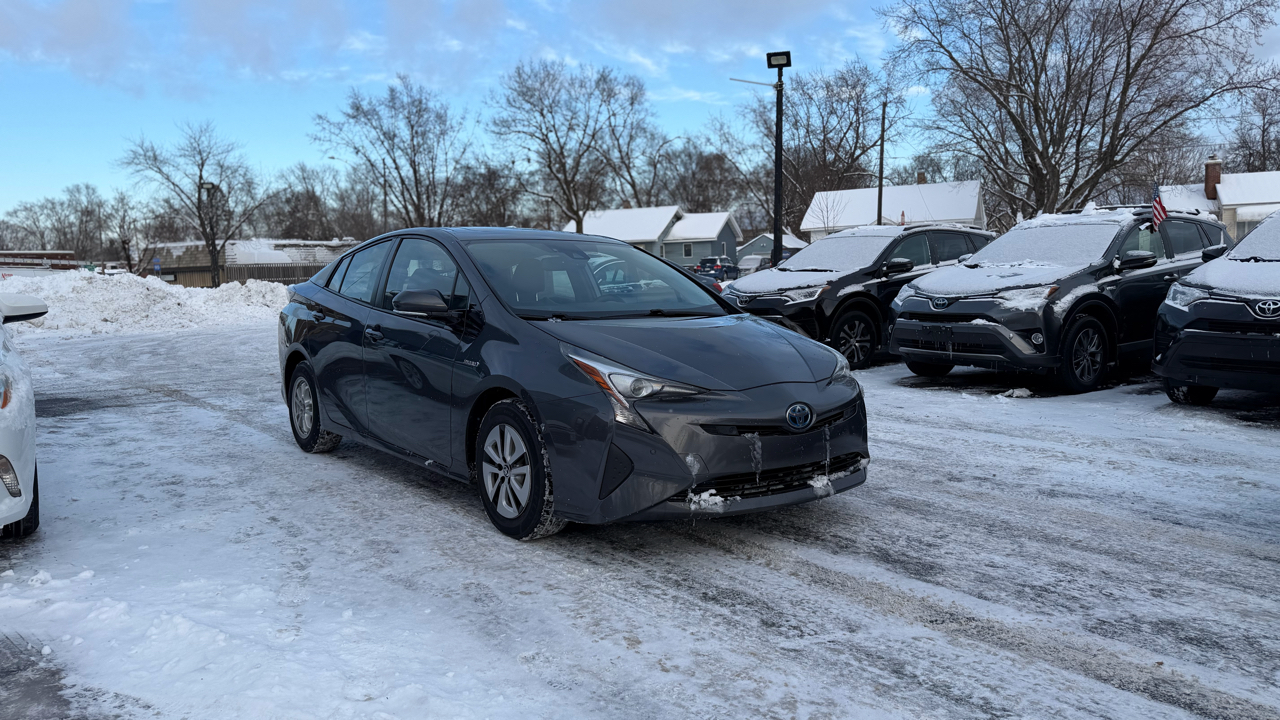 Toyota Prius Four 2017