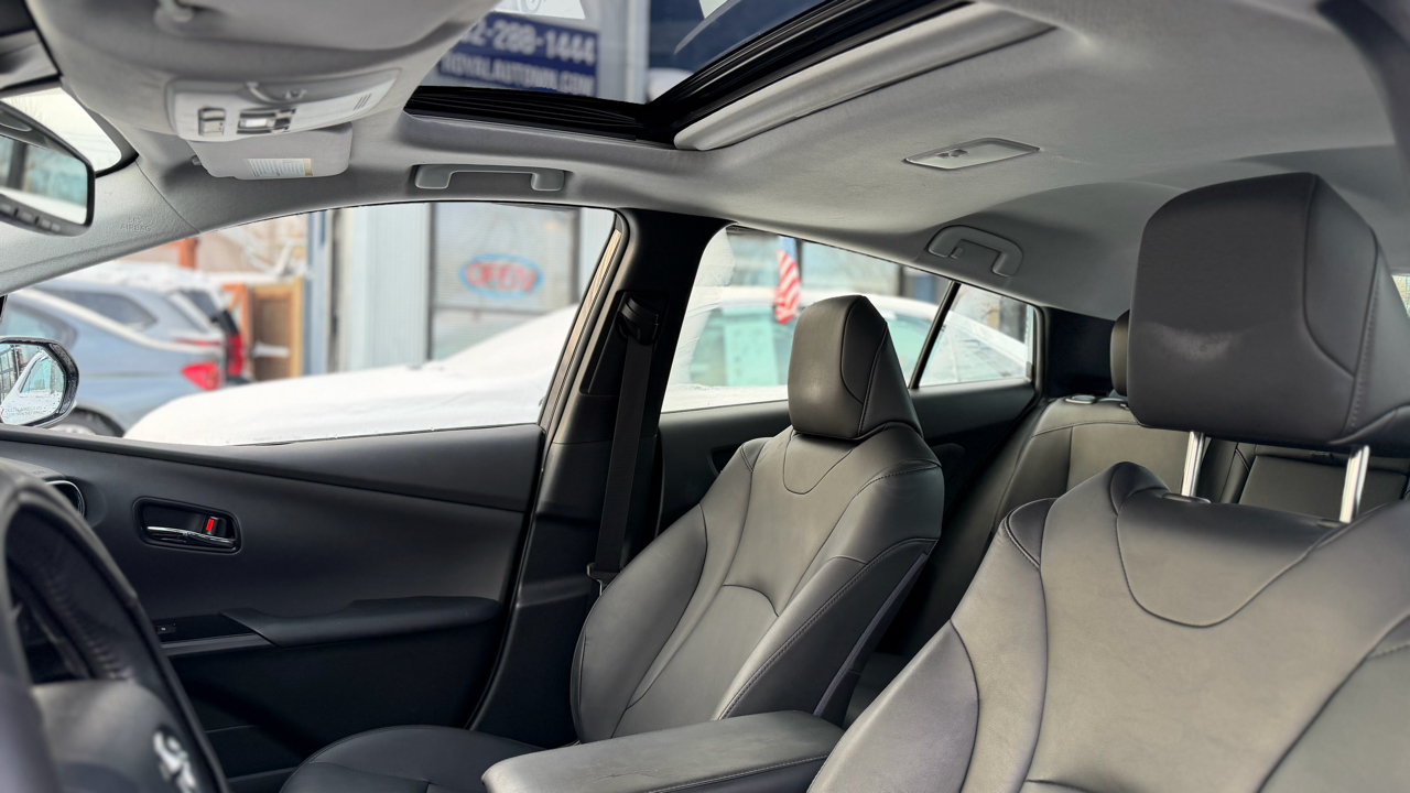 Toyota Prius Four 2017