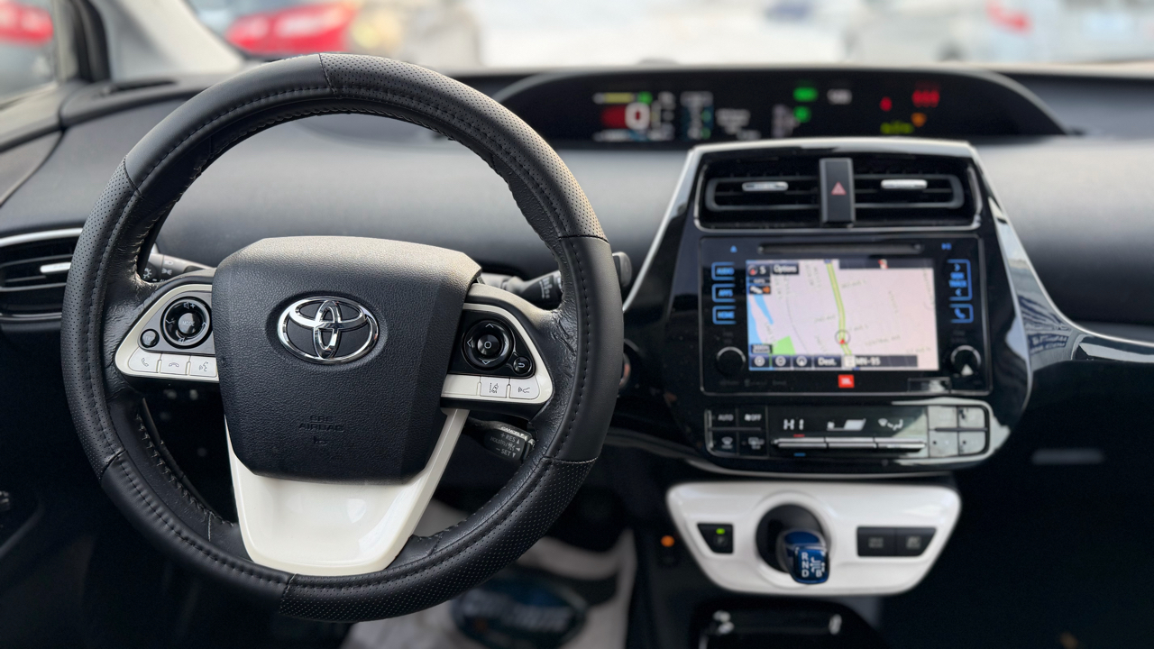 Toyota Prius Four 2017