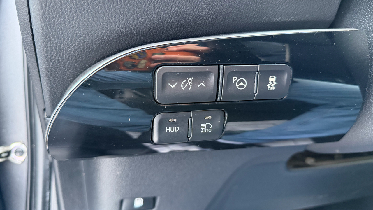 Toyota Prius Four 2017