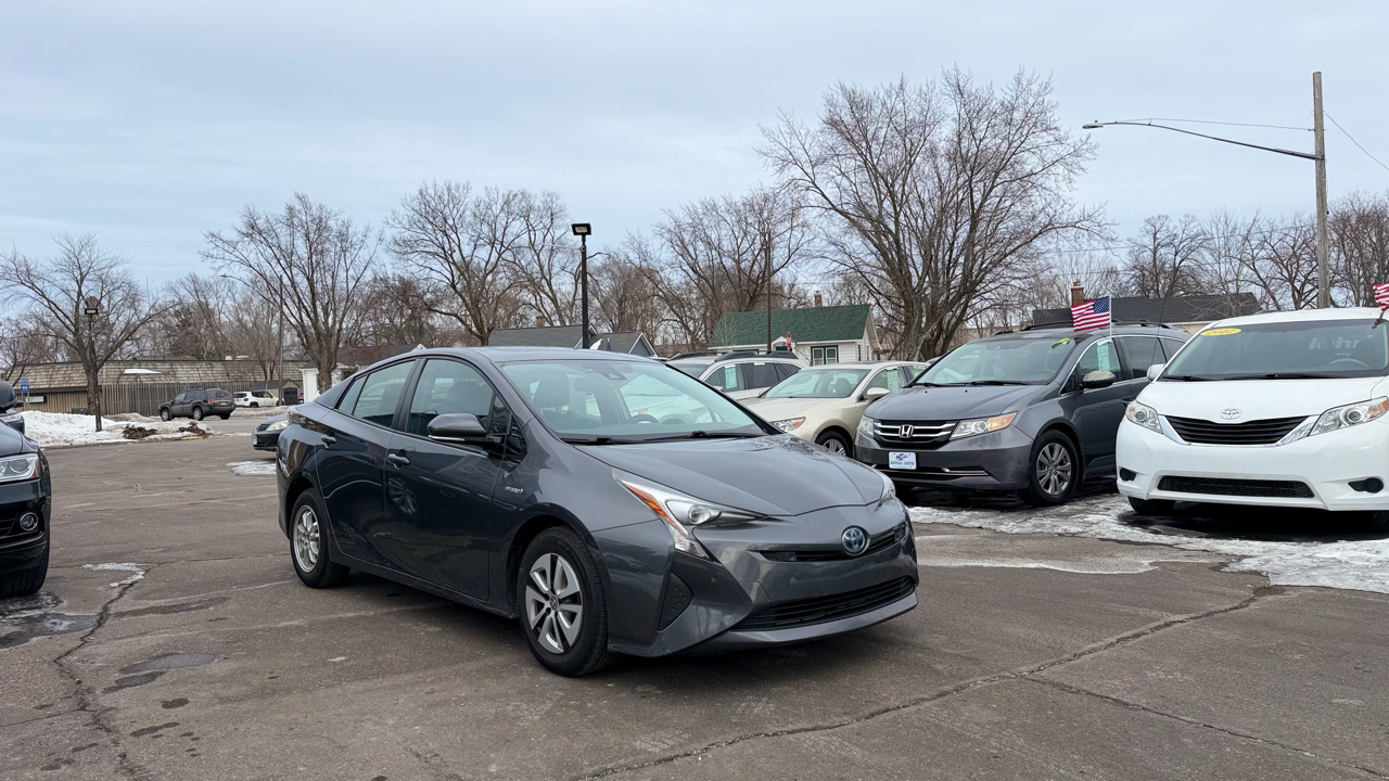 Toyota Prius Four 2017