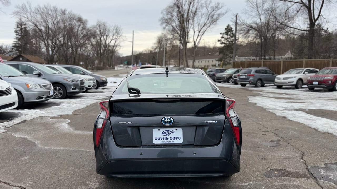 Toyota Prius Four 2017
