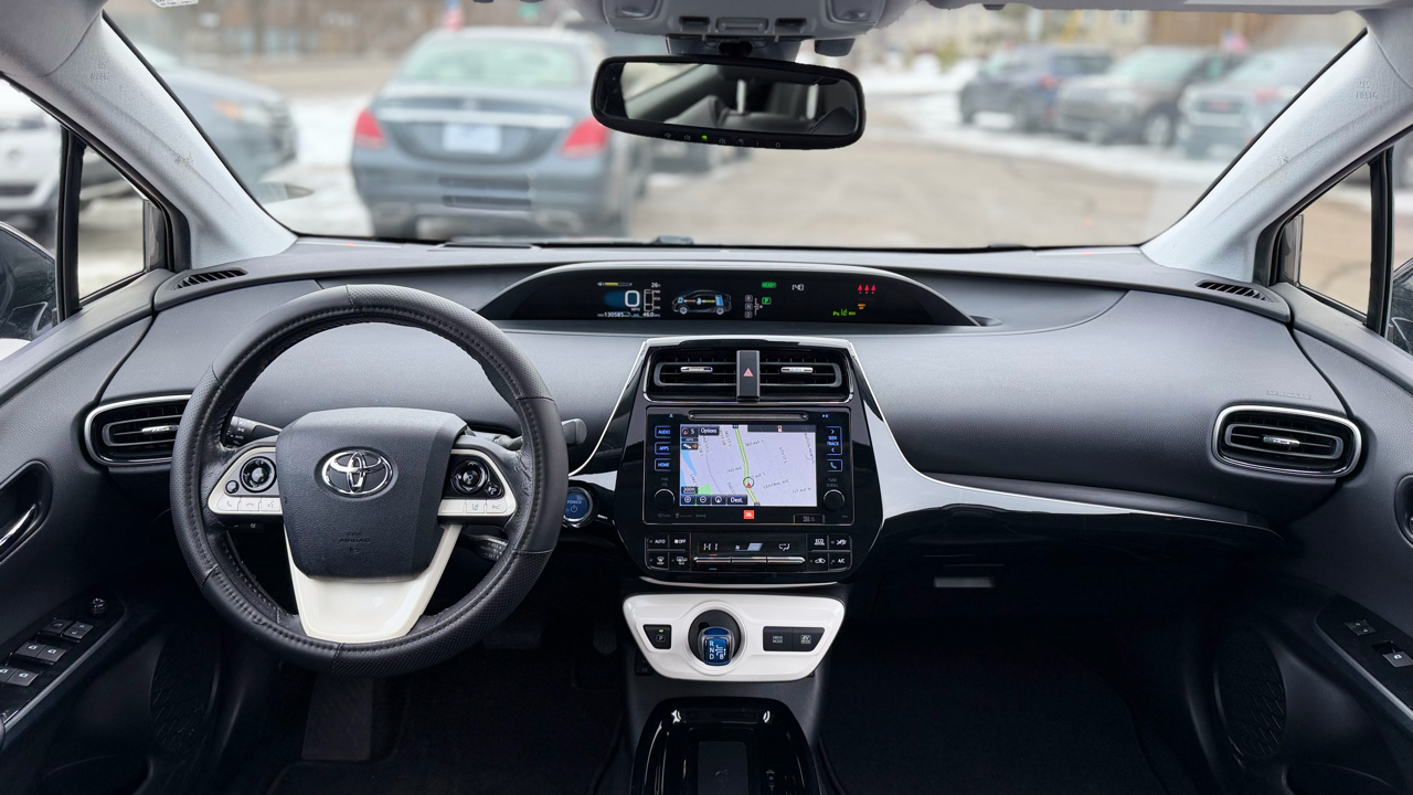 Toyota Prius Four 2017