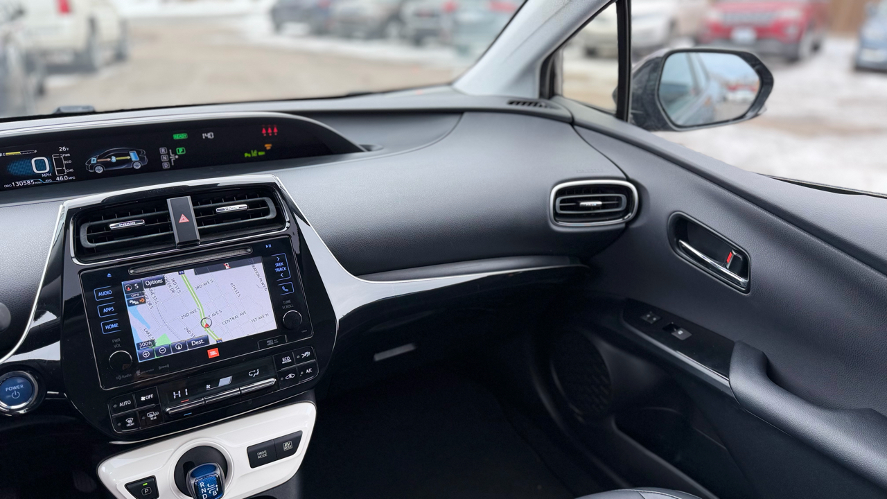 Toyota Prius Four 2017