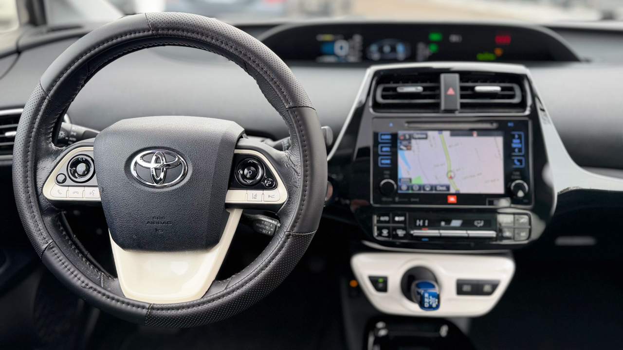 Toyota Prius Four 2017