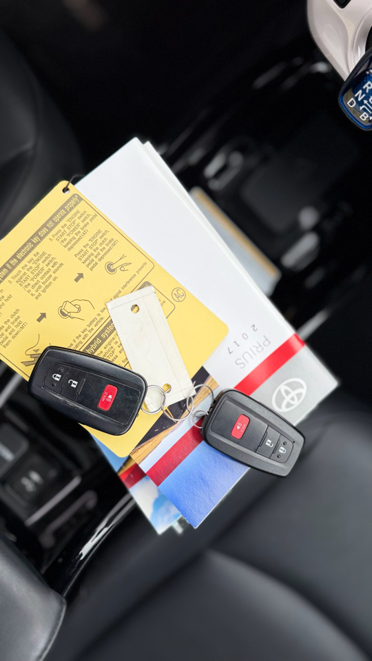 Toyota Prius Four 2017