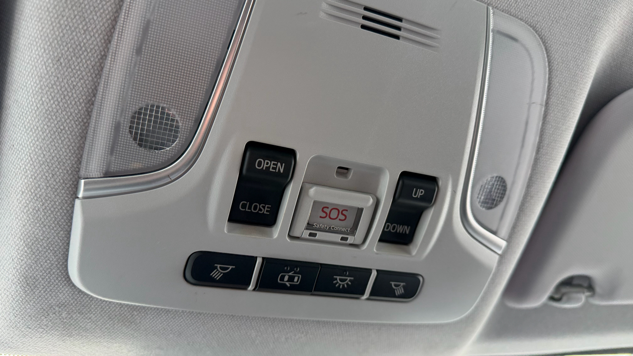 Toyota Prius Four 2017