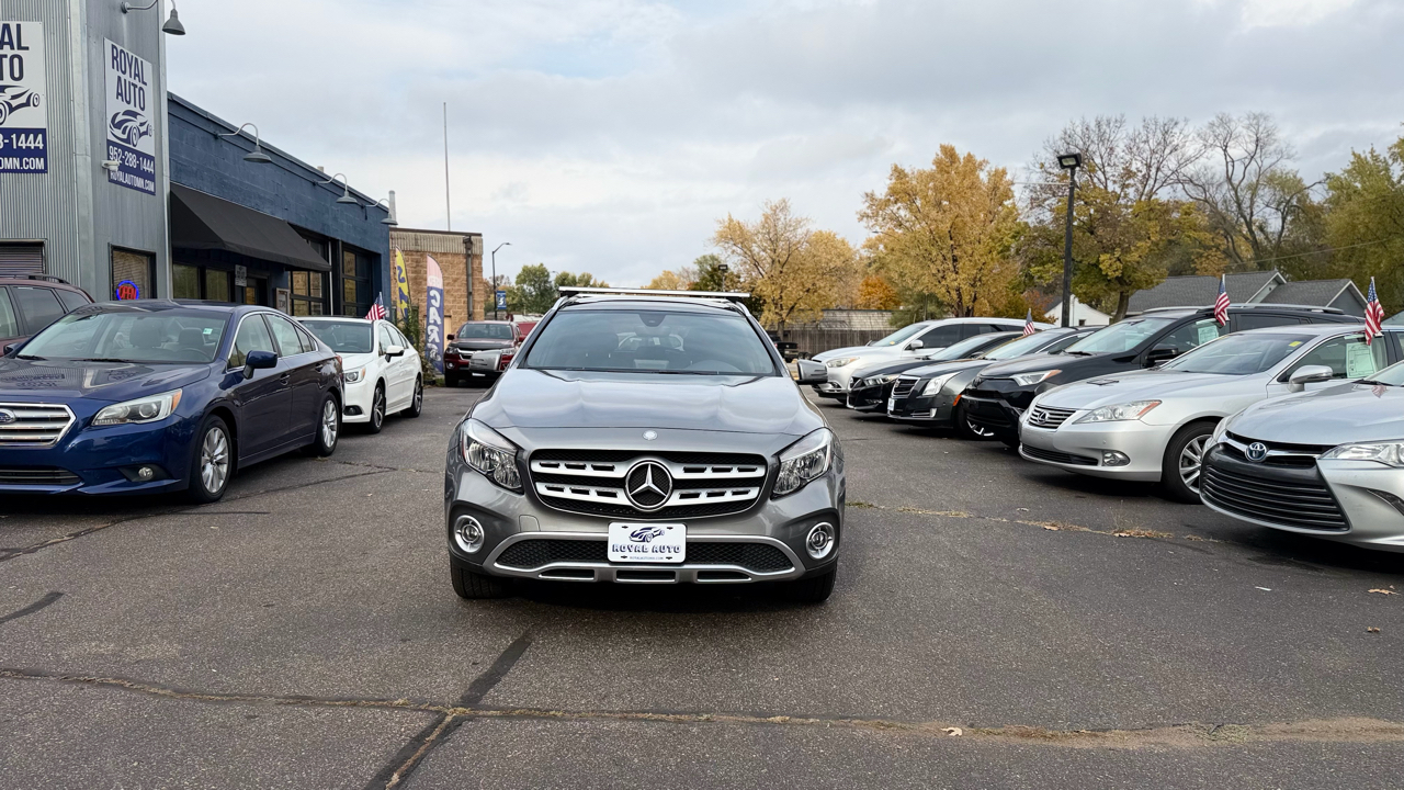 Mercedes-Benz GLA-Class  2018 Mercedes-Benz GLA-Class  2018