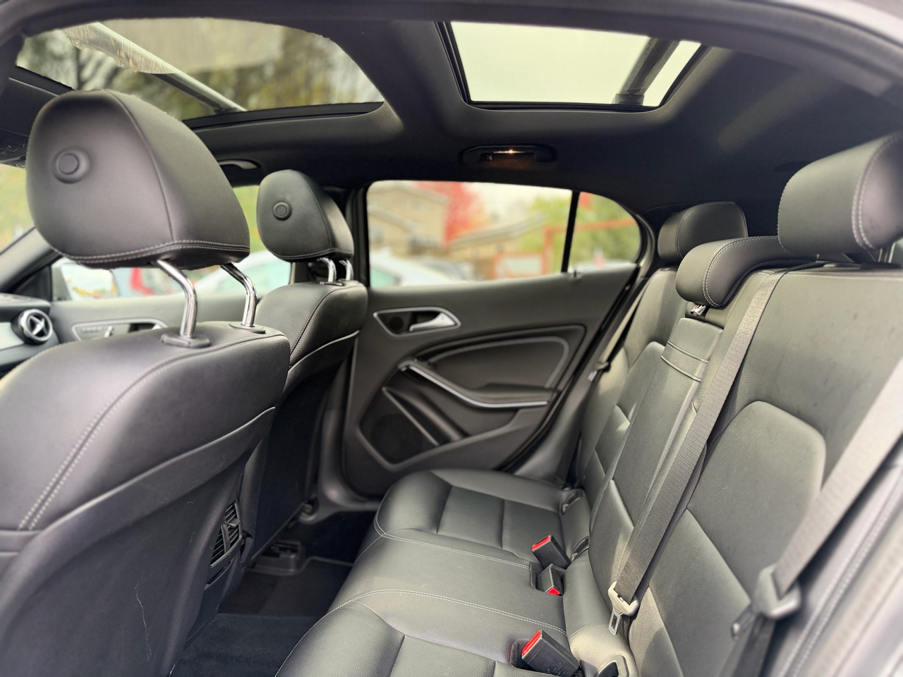 Mercedes-Benz GLA-Class  2018 Mercedes-Benz GLA-Class  2018