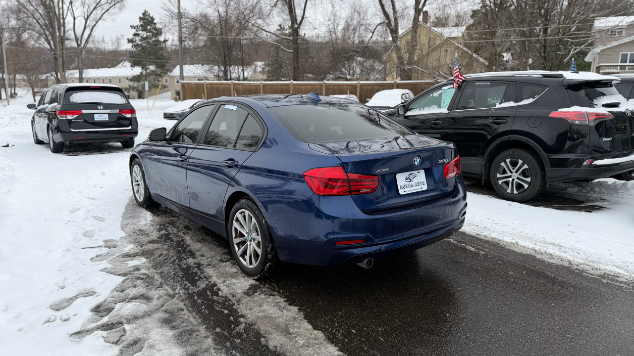 BMW 3-Series  2018