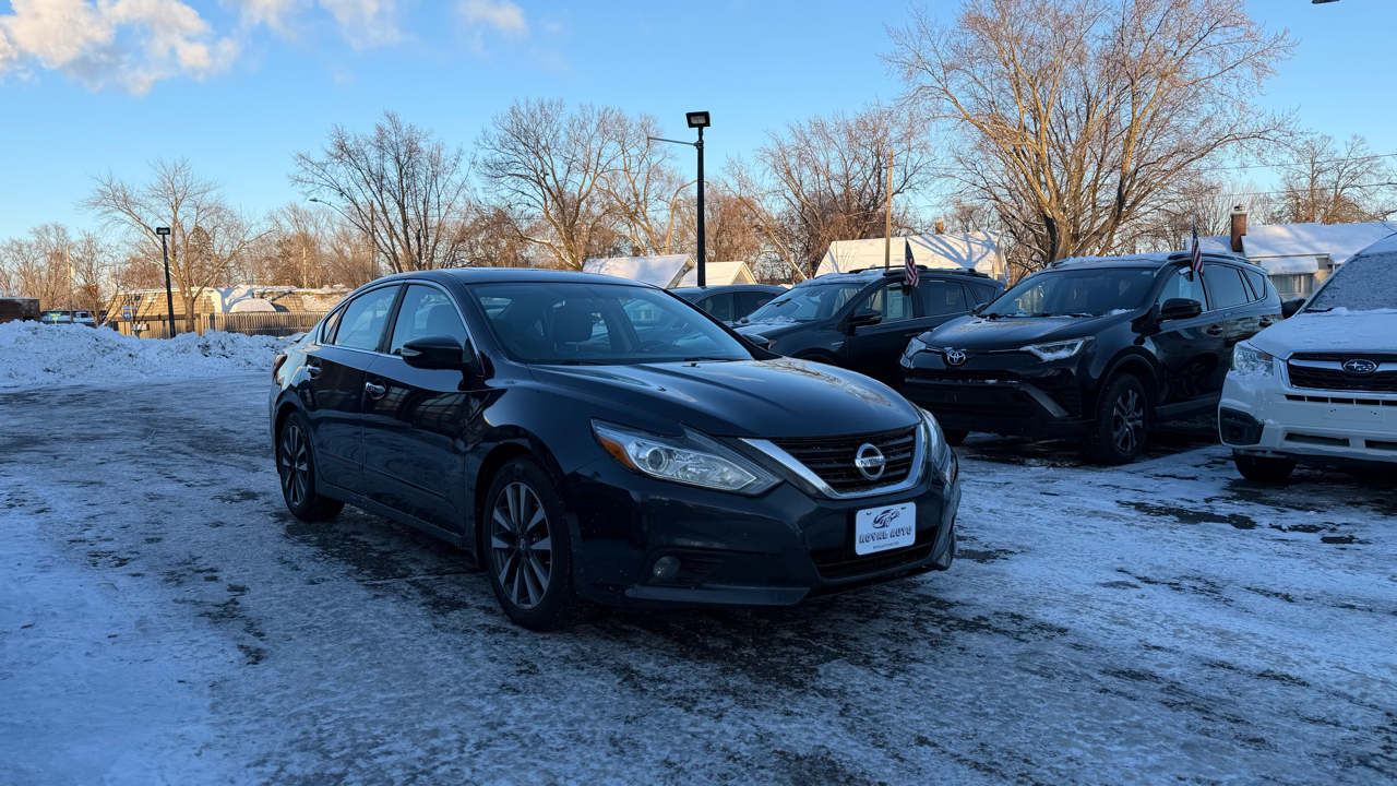 Nissan Altima  2016
