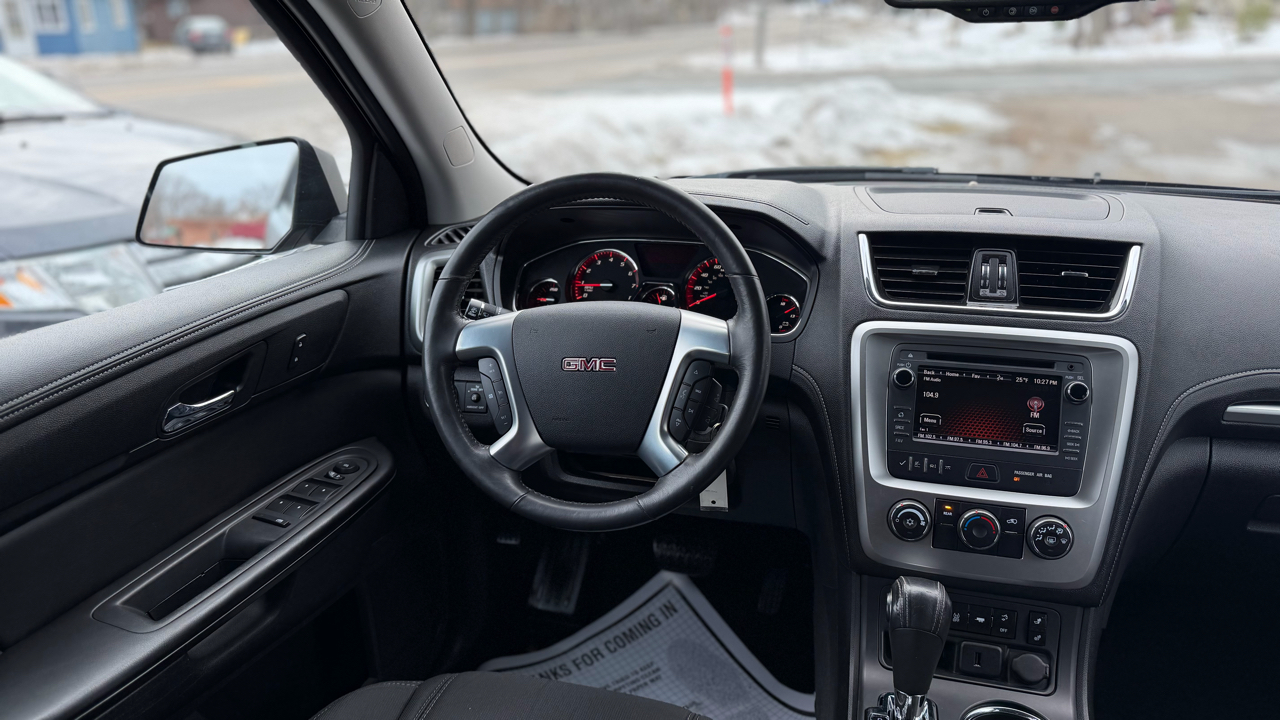 GMC Acadia SLE 2015