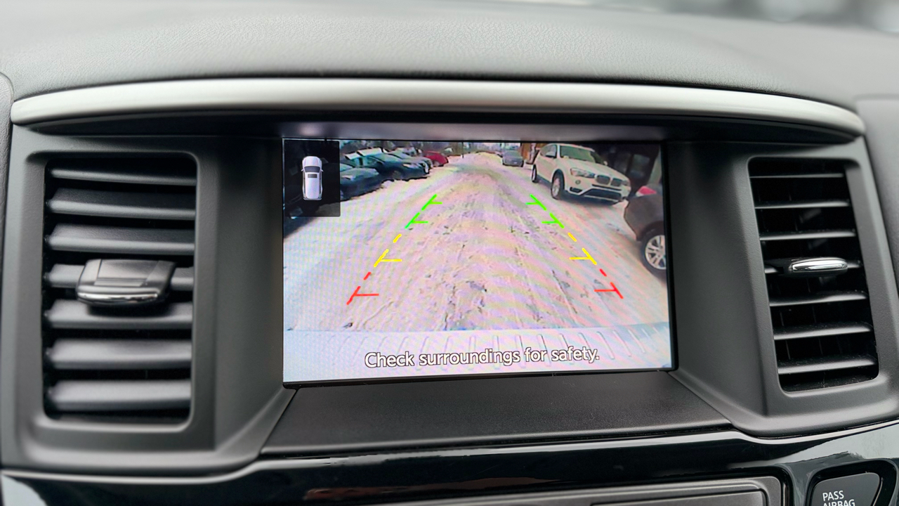 Nissan Pathfinder SV 2017