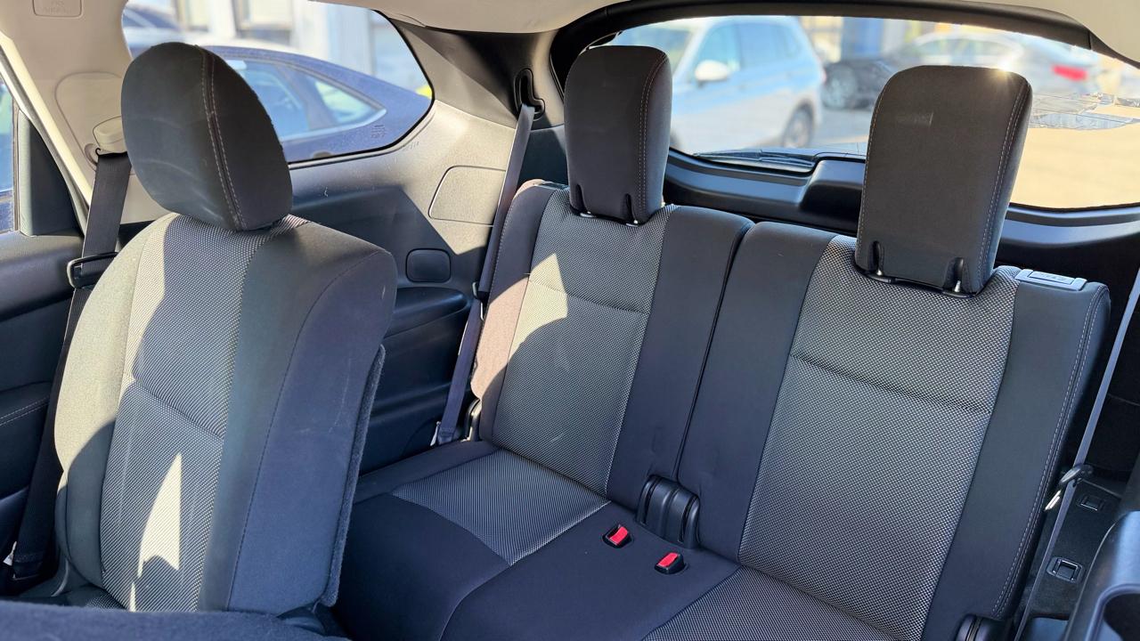 Nissan Pathfinder SV 2017