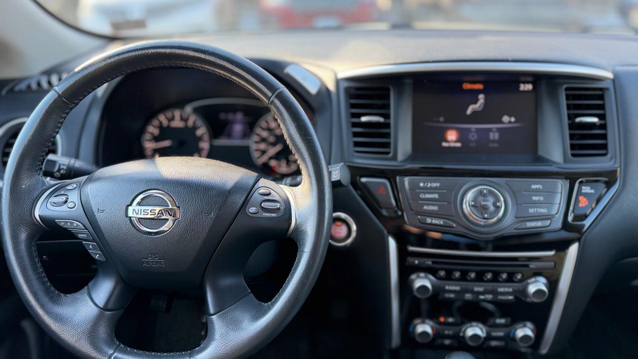 Nissan Pathfinder SV 2017