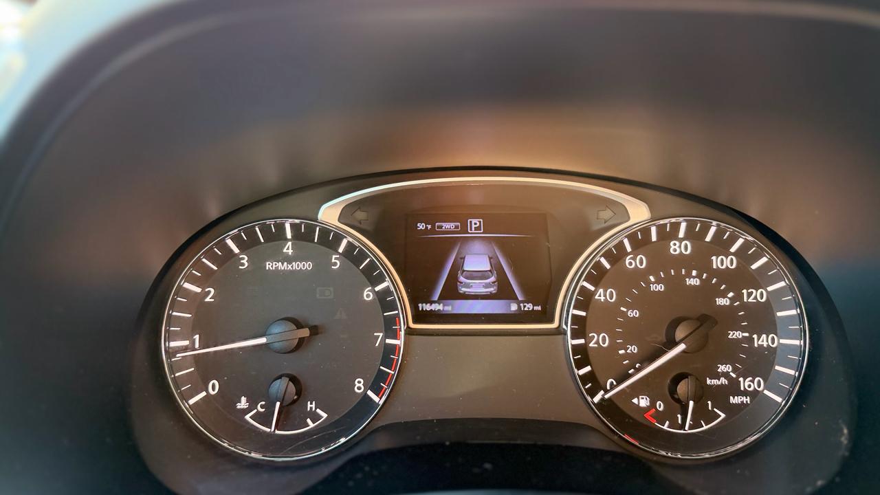 Nissan Pathfinder SV 2017